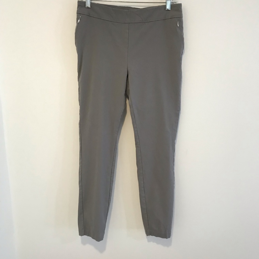 Rekucci Silver Pull-On Skinny Leg Pants, size 12